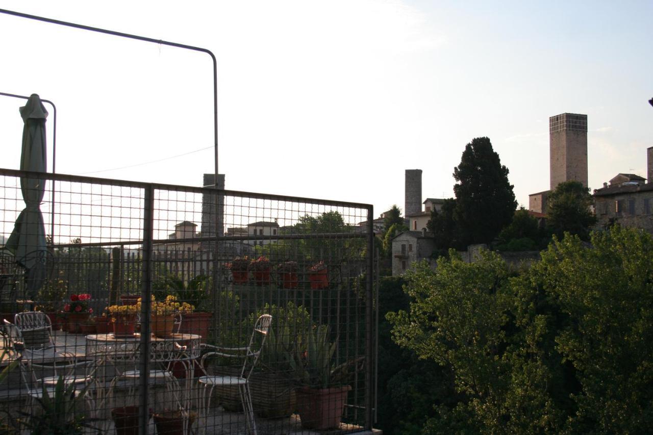 Mini Appartamento "Il Nido Del Picchio" Ascoli Piceno Buitenkant foto