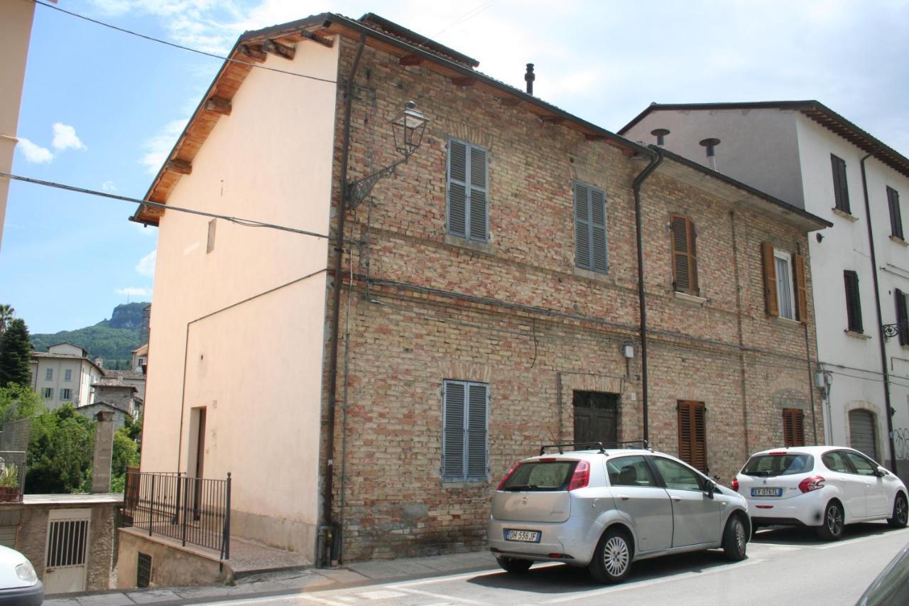 Mini Appartamento "Il Nido Del Picchio" Ascoli Piceno Buitenkant foto