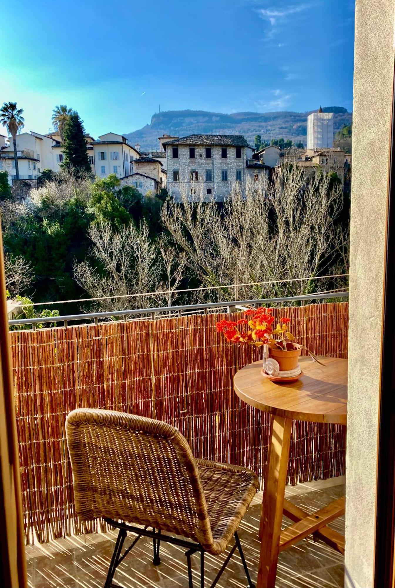 Mini Appartamento "Il Nido Del Picchio" Ascoli Piceno Buitenkant foto